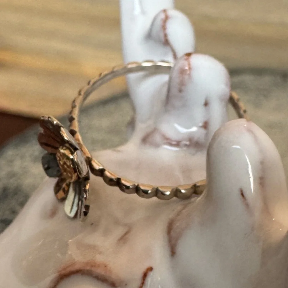 14KW&YG Charming Daisy Ring
